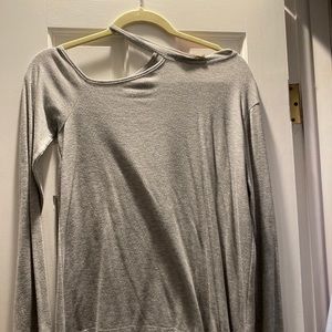 Women’s grey off the shoulder long sleeve